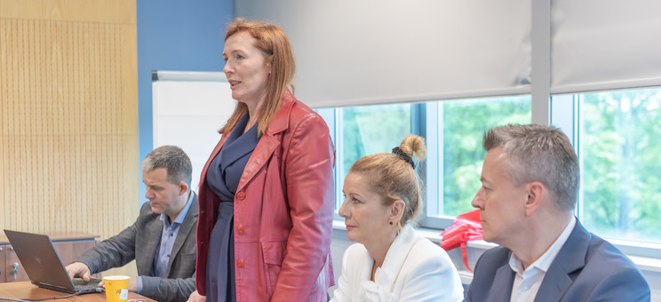 Od lewej: dr inż. B. Ziółkowski, prof. PRz K. Khorrami, prof. PRz B. Zatwarnicka-Madura, prof. PRz J. Strojny