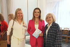 od lewej: dr Aldona Migała-Warchoł, poseł na Sejm RP Joanna Frydrych, dr hab. Anna Wysocka-Rabin, prof. NCBJ, 