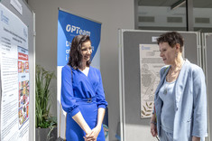 Na zdjęciu mgr Natalia Pszonka (po lewej) i dr hab. Marta Pomykała, prof. PRz, zdj. B. Motyka, W. Mazur