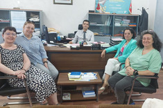 Spotkanie z pracownikami uczelni - pięć osób, druga z lewej dr hab. Teresa Piecuch, prof. PRz, zdj. z zasobów własnych