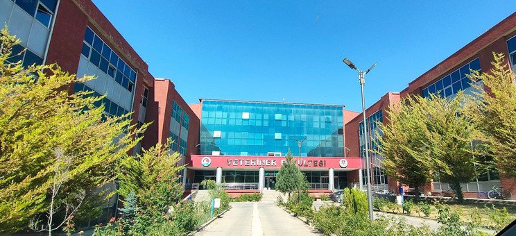 Wydział Weterynarii Mehmet Akif Ersoy University, żródło strona internetowa uniwersytetu